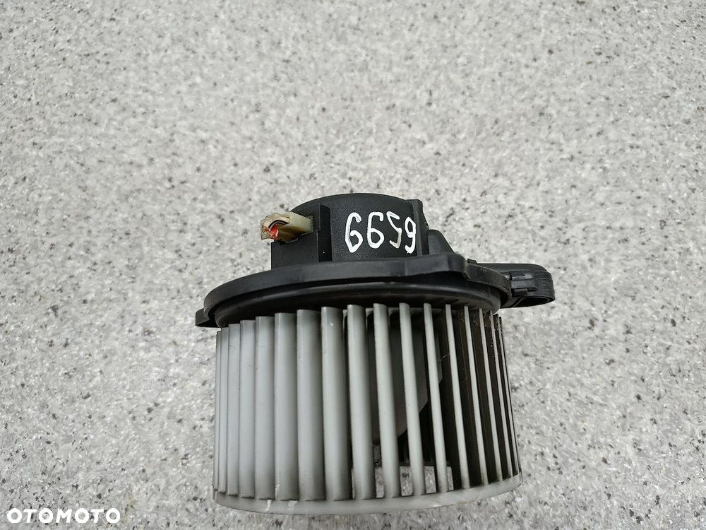 WENTYLATOR NAWIEWU, DMUCHAWA HYUNDAI TUCSON I F00S330024 KAMCO 2.0 CRDI - 6