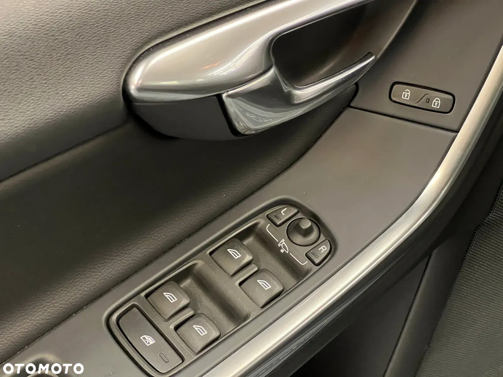 Volvo S60 D5 Drive-E Summum - 21