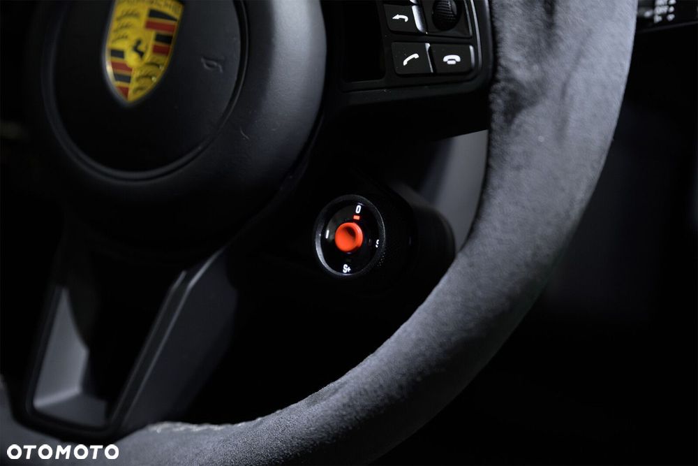 Porsche Cayenne Turbo GT - 10