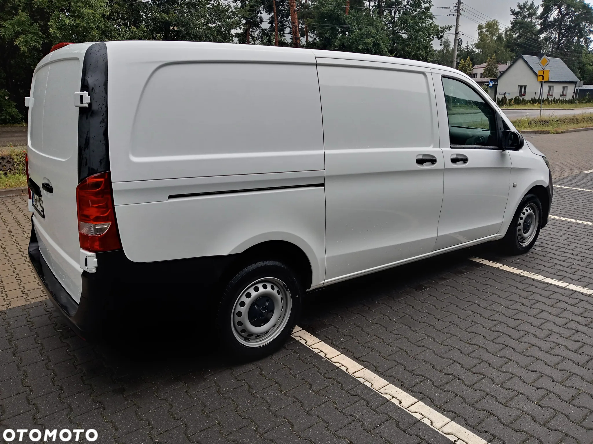 Mercedes-Benz VITO 111 - 5