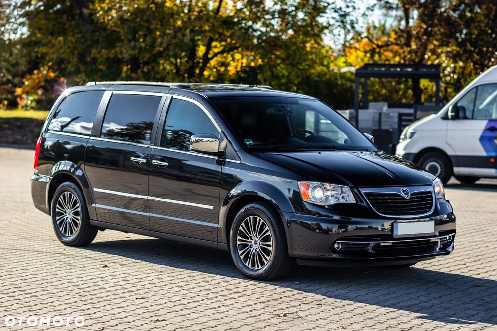 Lancia Voyager 2.8 Multijet 16v Platinum - 8
