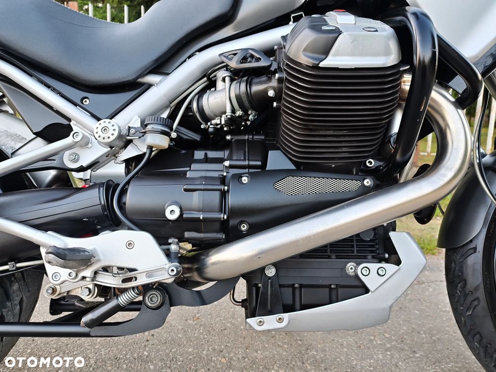 Moto Guzzi Stelvio - 14
