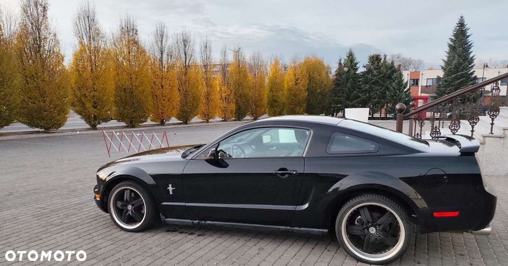 Ford Mustang - 6