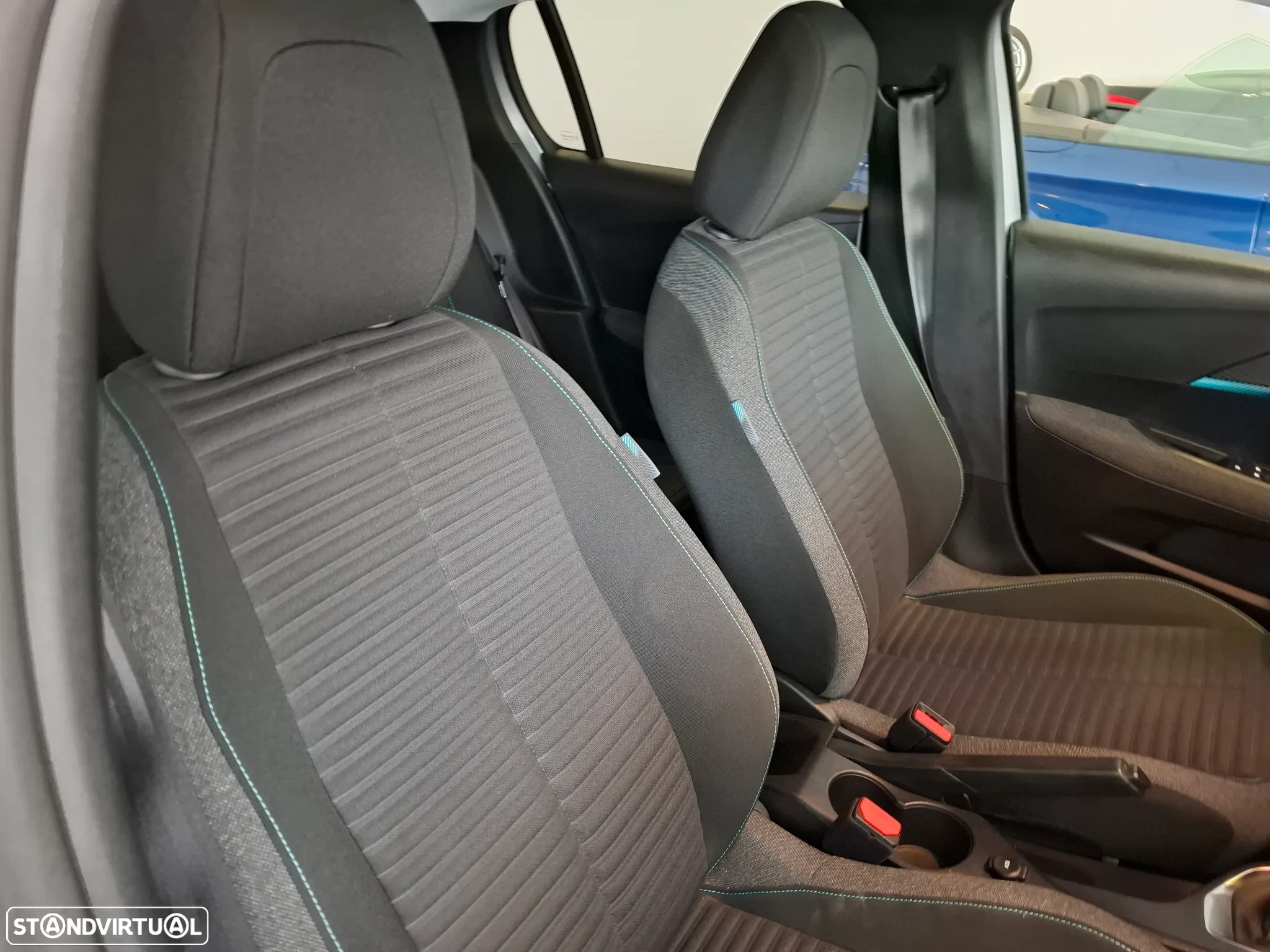 Peugeot 208 1.2 PureTech Active - 15