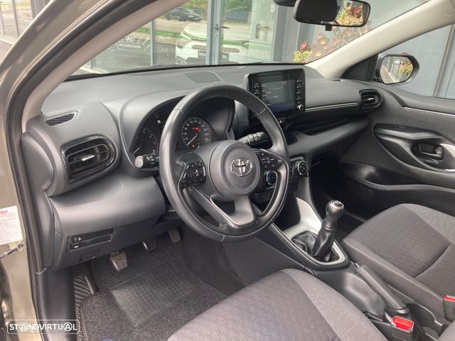 Toyota Yaris 1.0 VVT-i Comfort Plus - 11