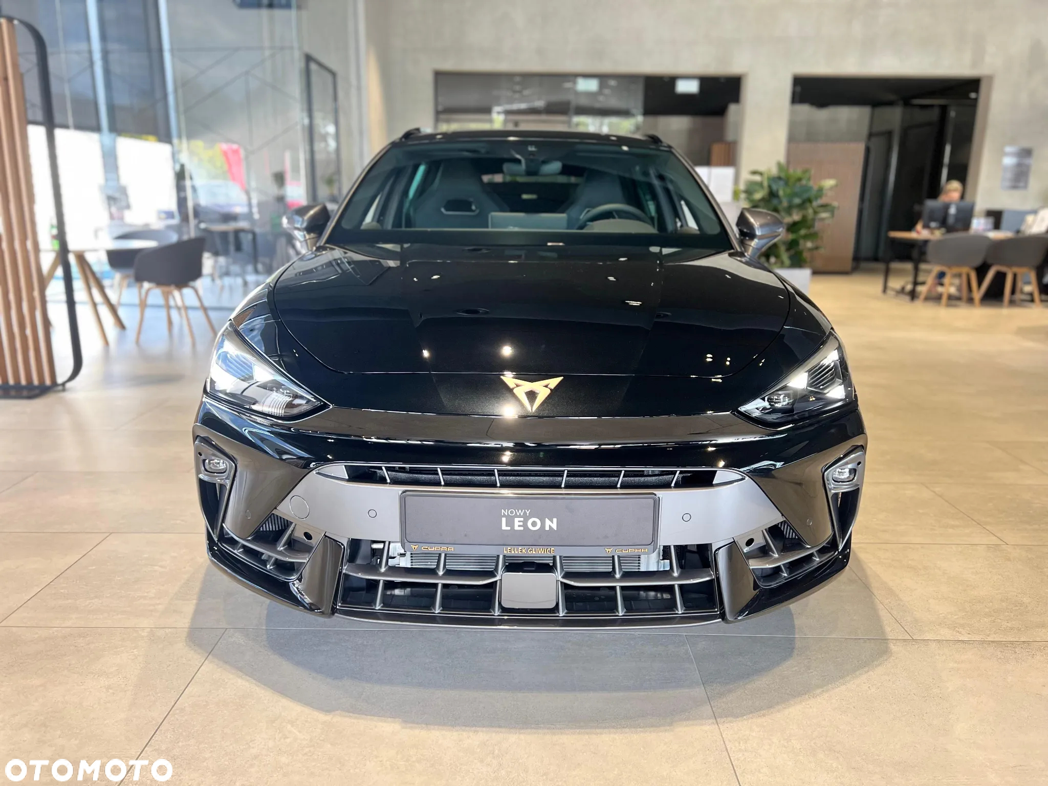 Cupra Leon Sportstourer - 3