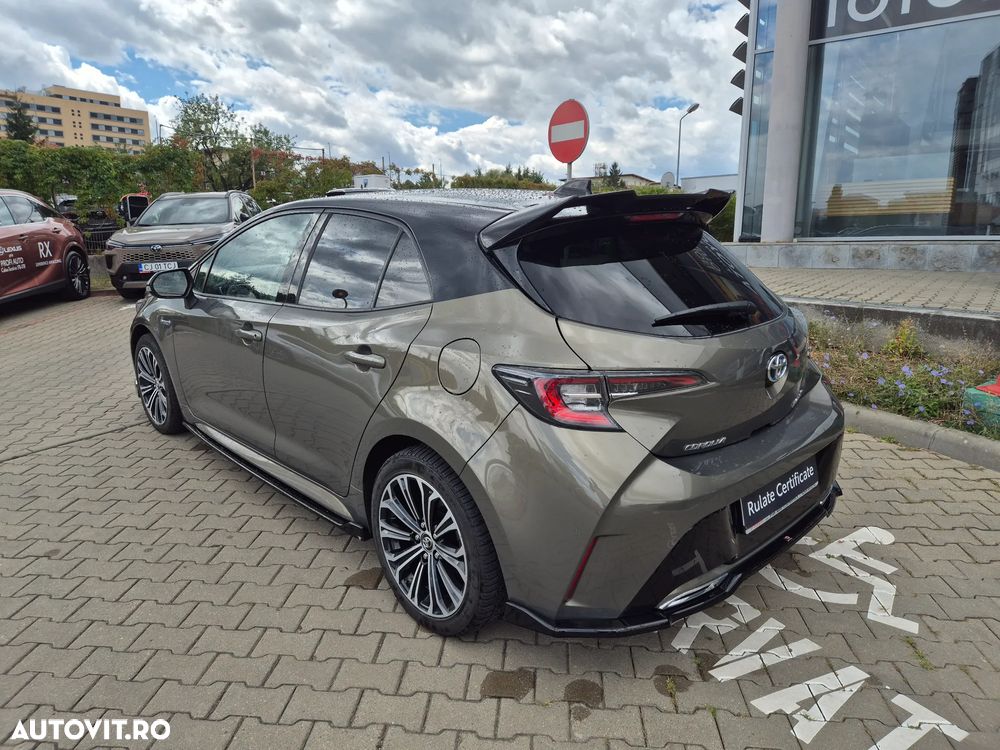 Toyota Corolla - 7