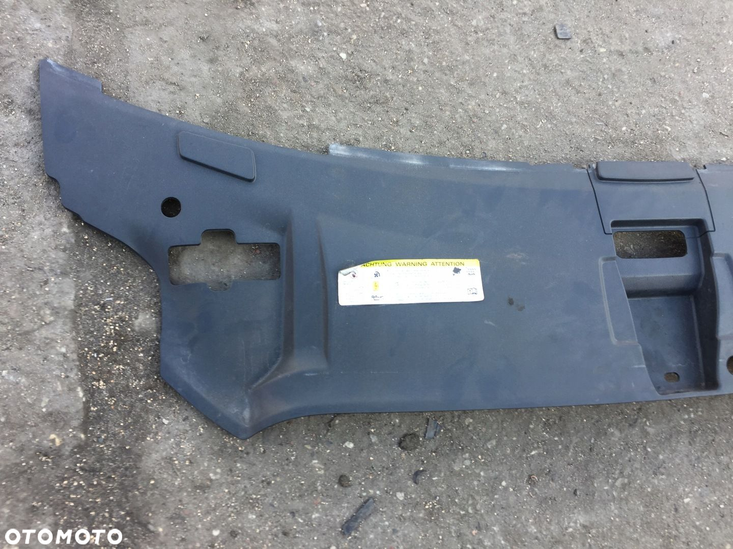 AUDI A8 D4 GÓRNA OSŁONA PASA PRZEDNIEGO 4H0807081 - 2