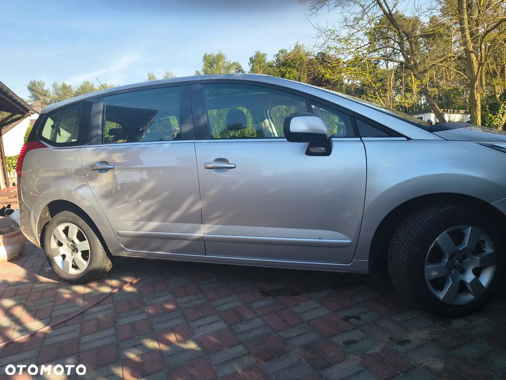 Peugeot 5008 HDI 115 Business-Line - 3