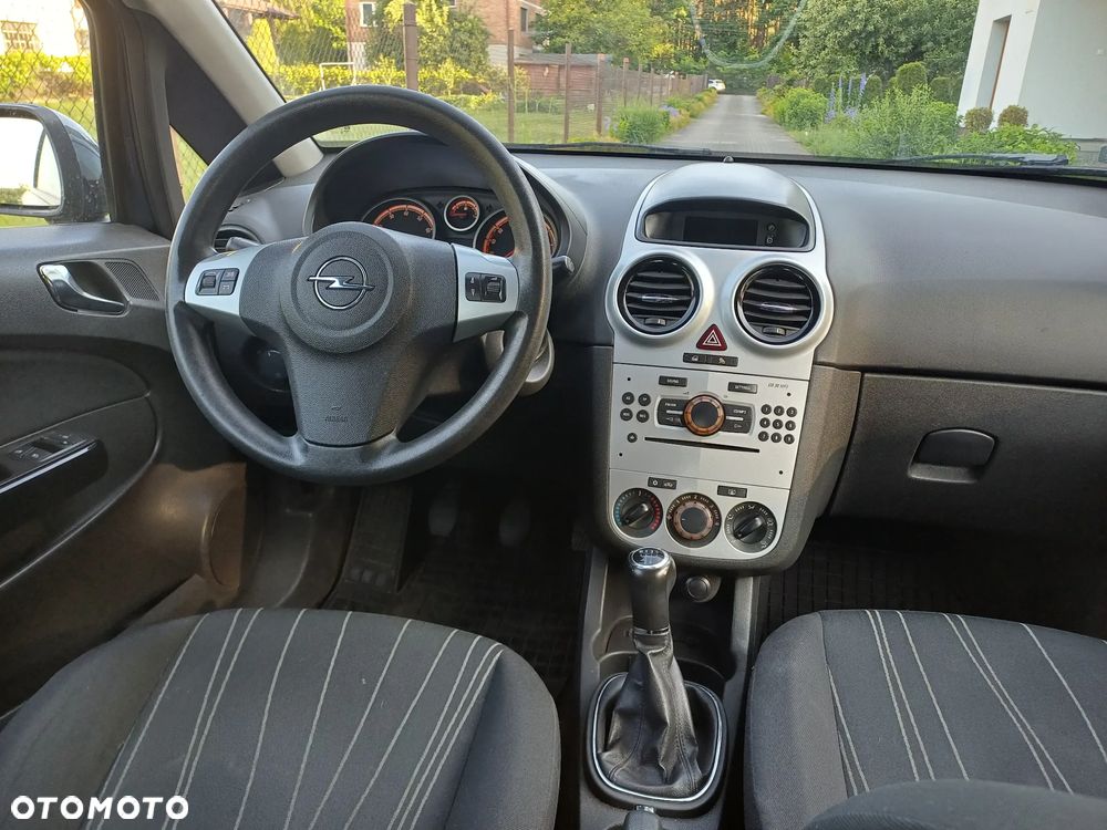 Opel Corsa - 8