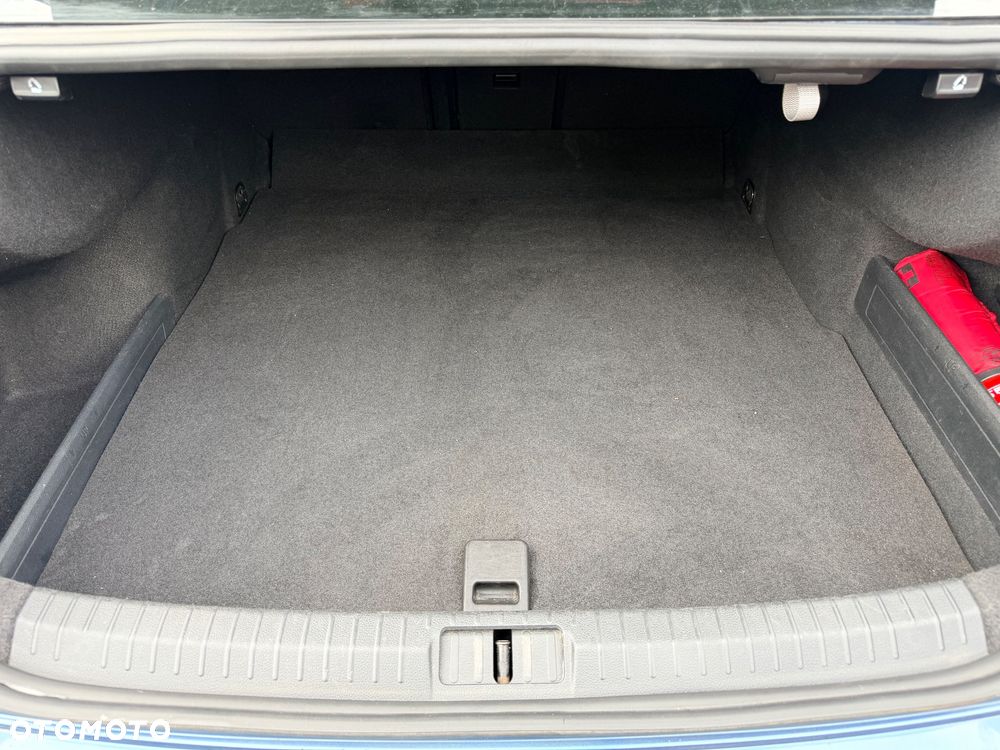 Volkswagen Passat 1.4 TSI BMT ACT Comfortline - 18