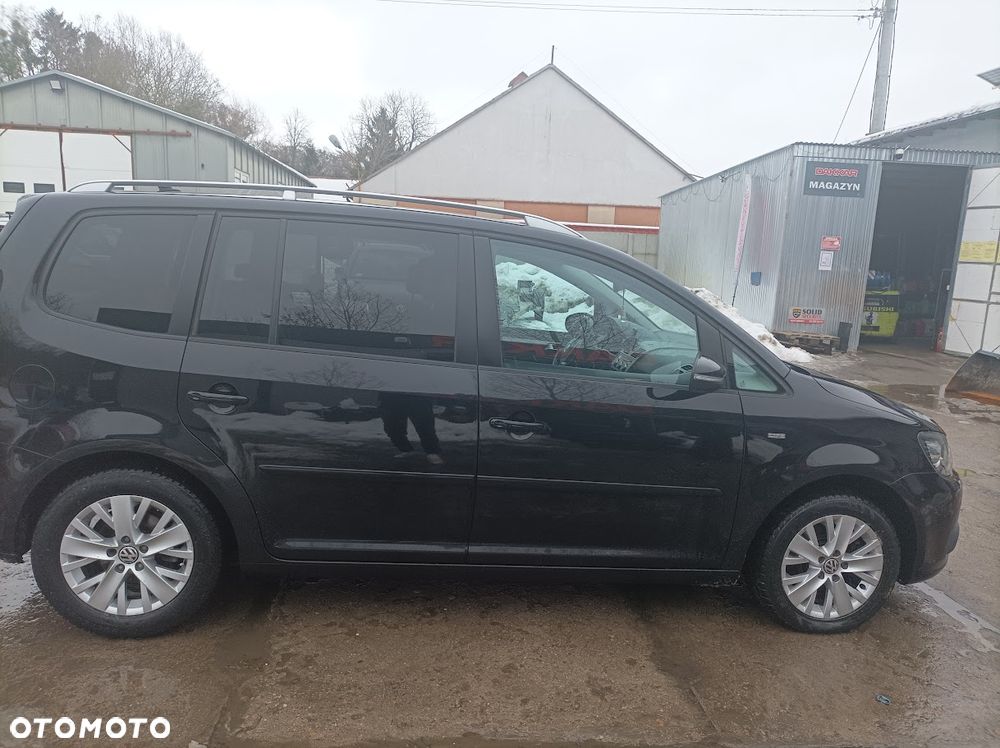 Volkswagen Touran 2.0 TDI DPF Comfortline - 2