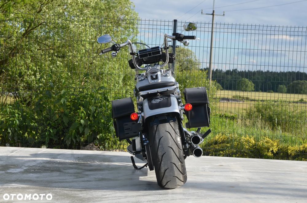Harley-Davidson Softail Fat Boy - 30