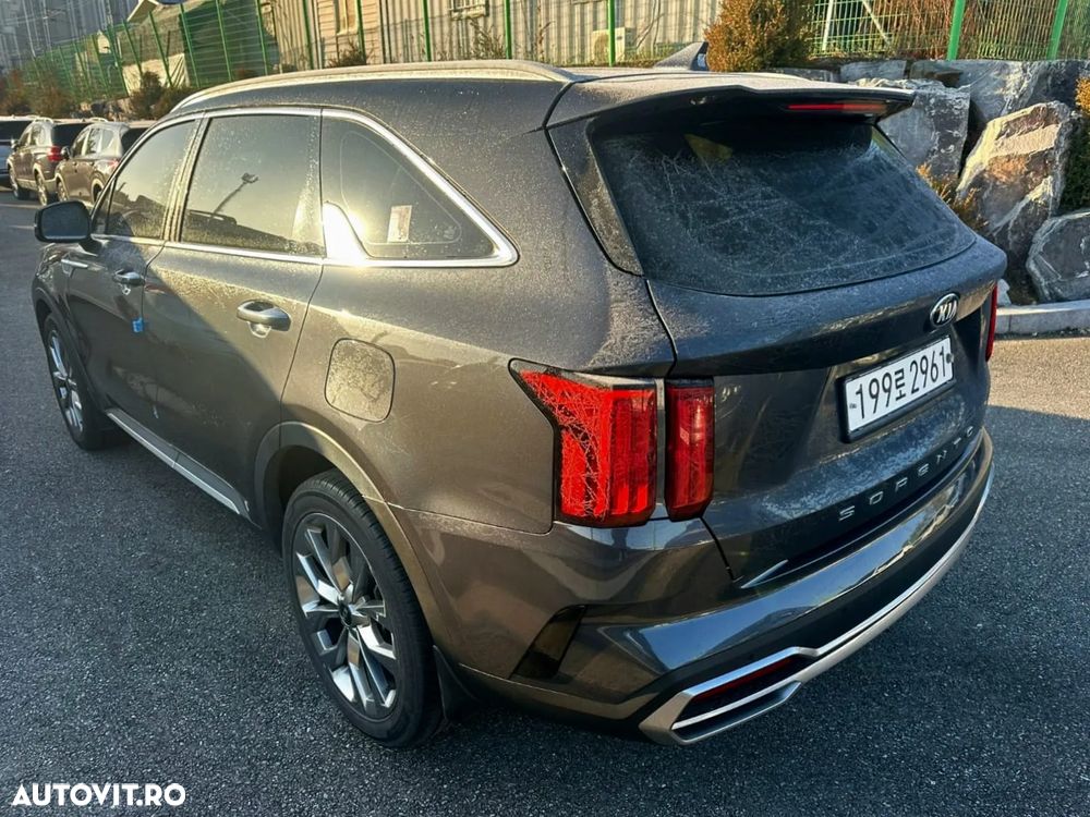 Kia Sorento - 3