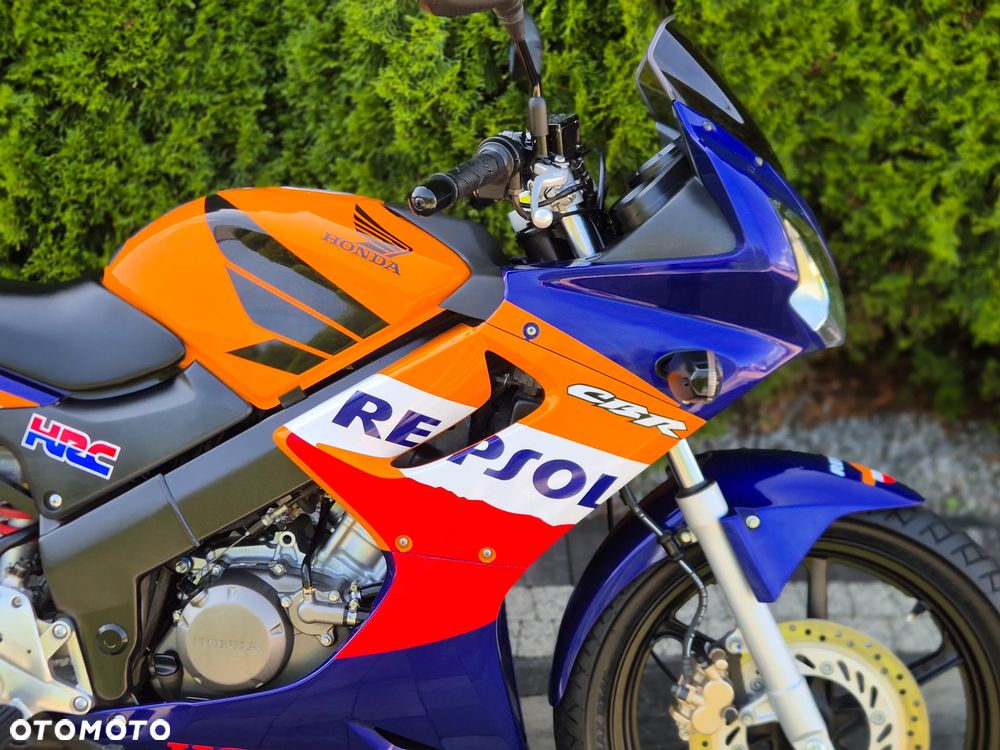 Honda CBR - 7