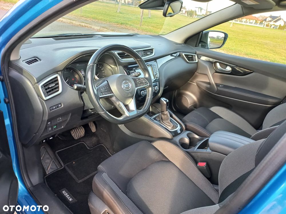 Nissan Qashqai 1.5 dCi DCT TEKNA - 10