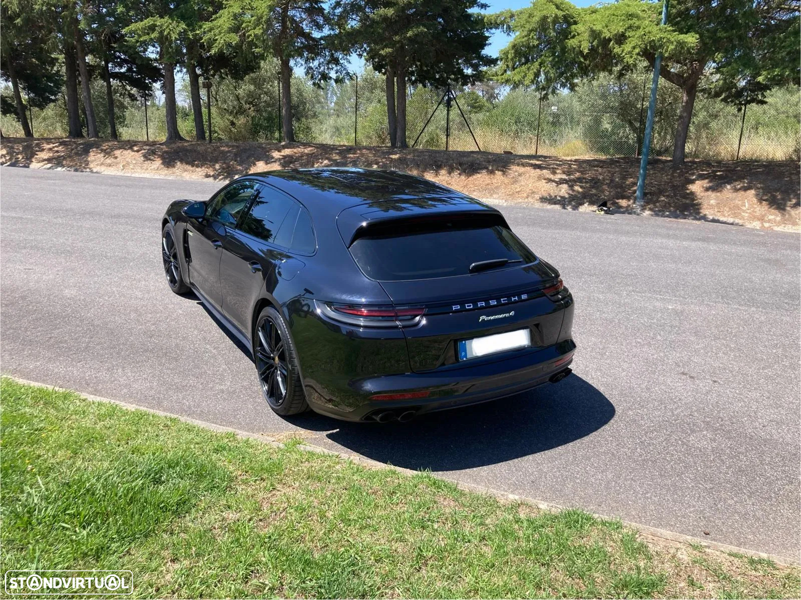 Porsche Panamera Sport Turismo 4 E-Hybrid - 3