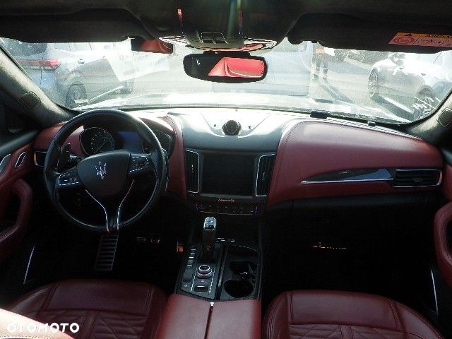Maserati Levante Trofeo - 9