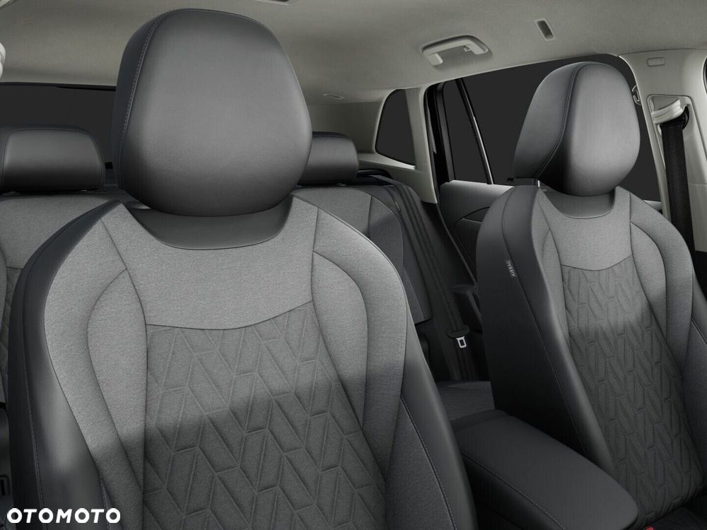 Volkswagen Tiguan - 5