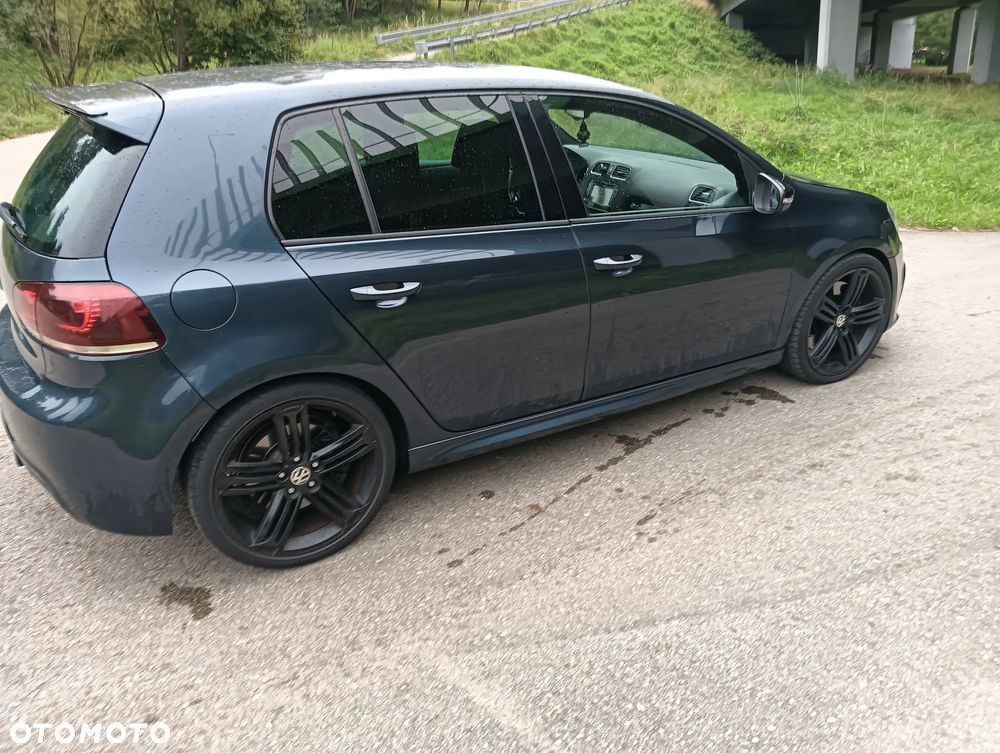 Volkswagen Golf - 2