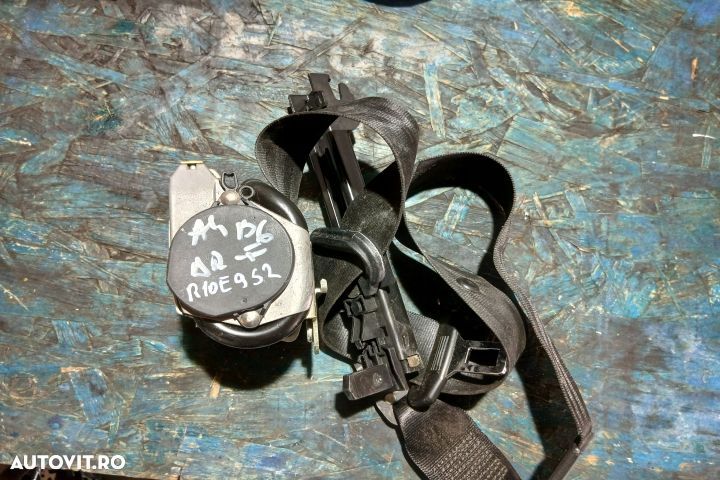 Centura siguranta fata dreapta 8E0857706J 8E0857706J Audi A4 B6 [2000 - 1