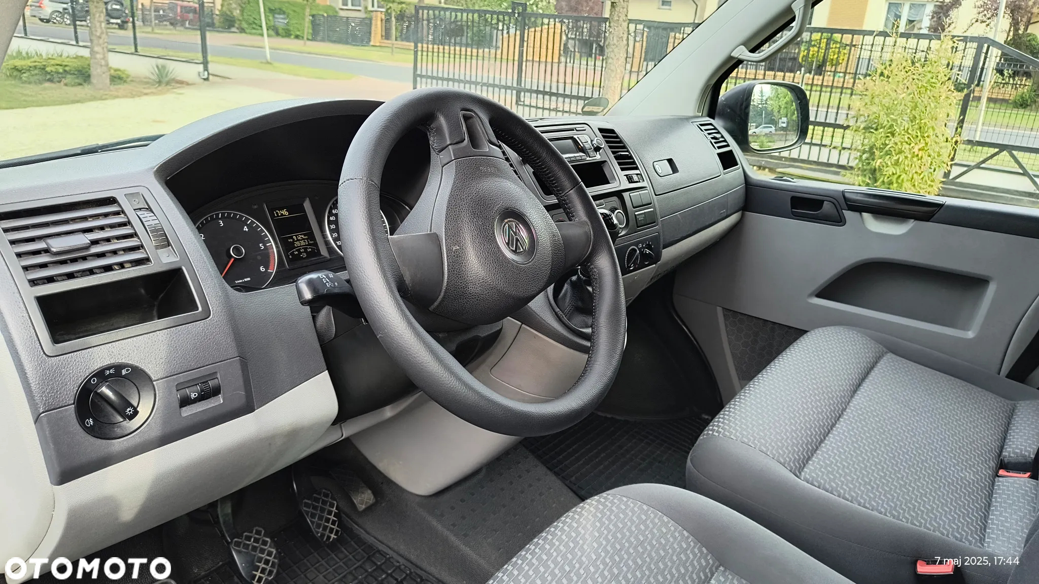Volkswagen Transporter T5 TDI L1H1 - 7