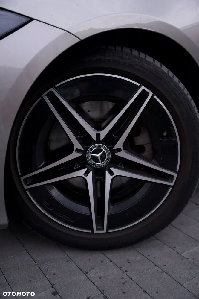 Mercedes-Benz Klasa C 300 9G-TRONIC - 5