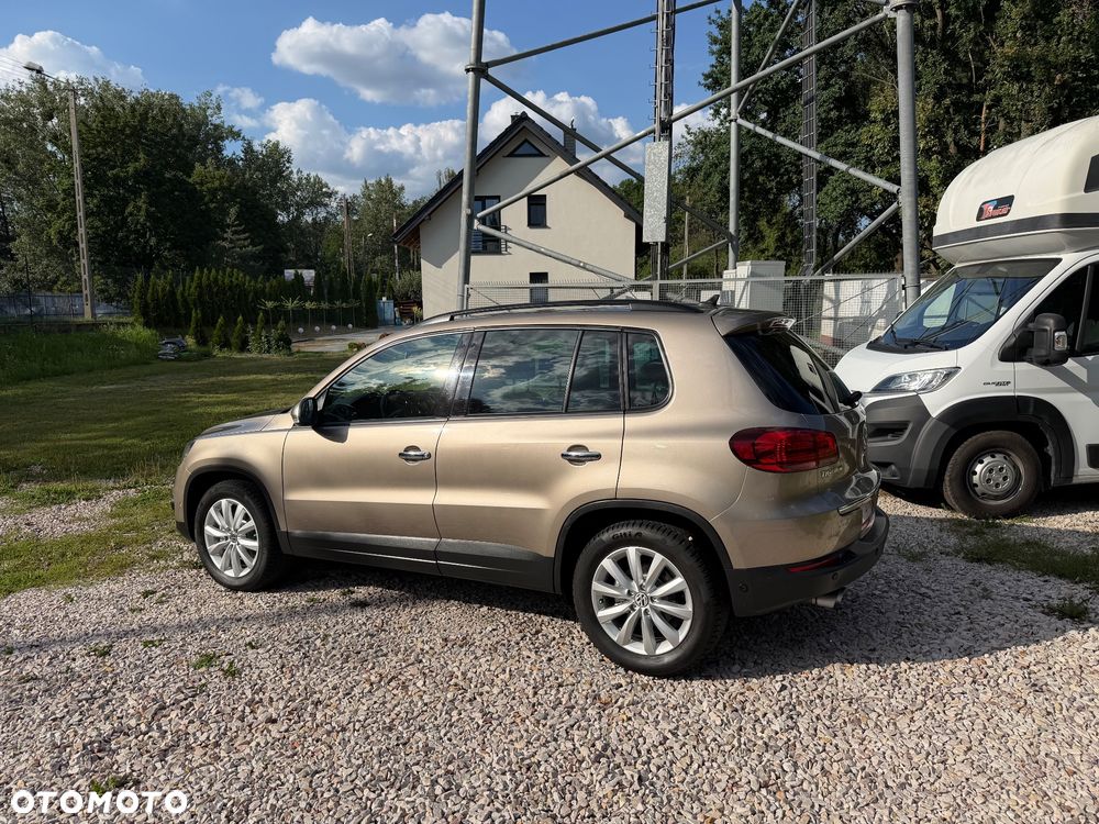 Volkswagen Tiguan - 4
