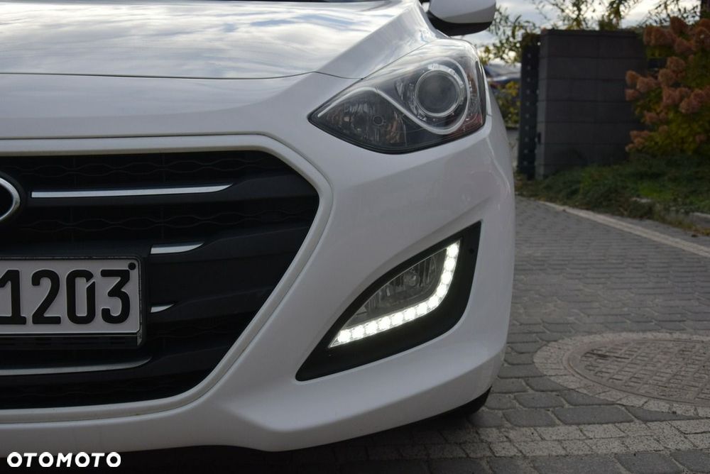 Hyundai i30 1.4 Classic + - 7
