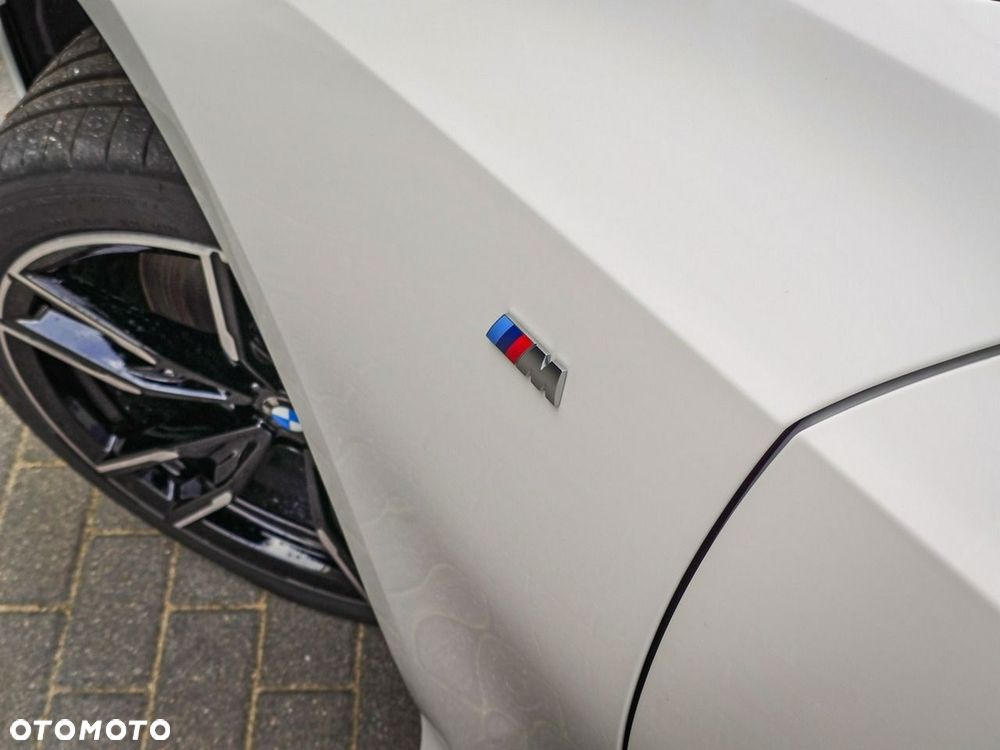 BMW Seria 3 M340i xDrive - 11