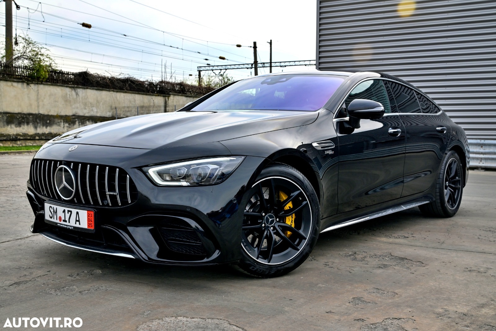 Mercedes-Benz AMG GT 53 4Matic+ Coupe Speedshift TCT 9G Sonderedition - 2
