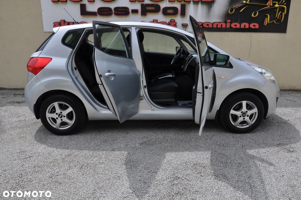 Kia Venga - 7