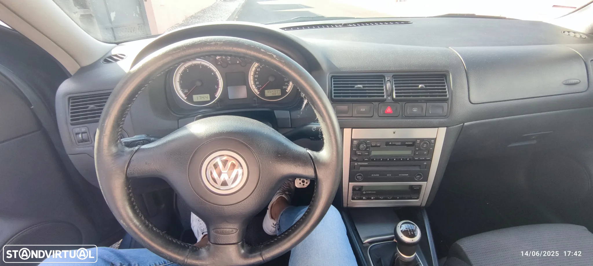 VW Golf 1.9 TDi Highline - 2