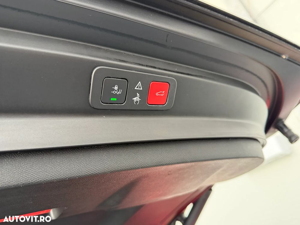 Peugeot 5008 PureTech 130 EAT8 Stop & Start GT - 20