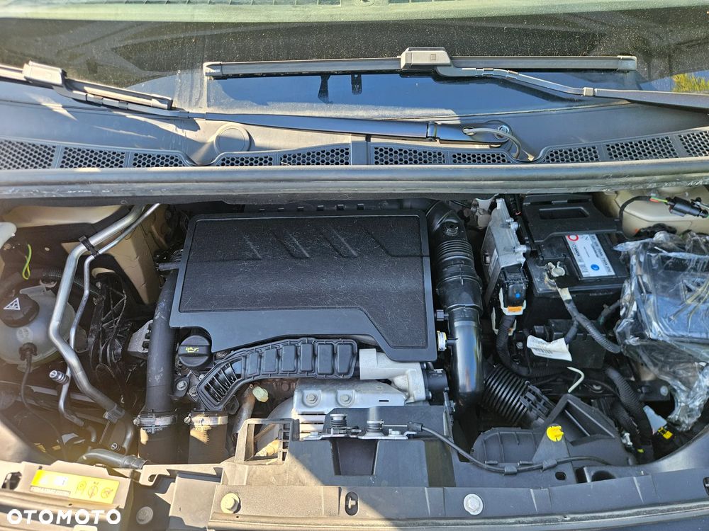 Citroën Berlingo XL 1.2 PureTech Live Pack S&S (7-os.) - 10