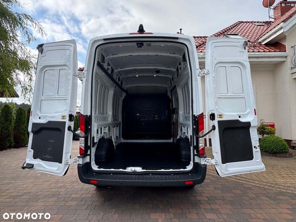 Ford Transit - 15