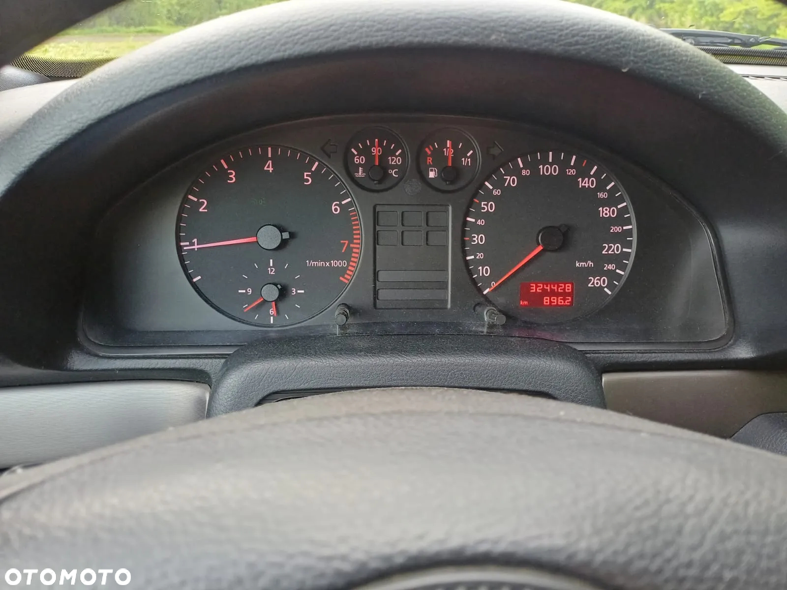 Audi A4 Avant 1.6 - 9