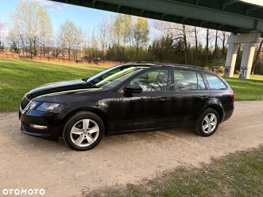 Skoda Octavia ver-1-6-tdi-scr-ambition - 4