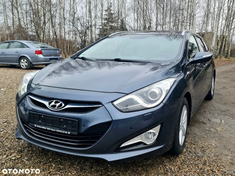 Hyundai i40 Kombi blue 1.7 CRDi DCT Premium - 14