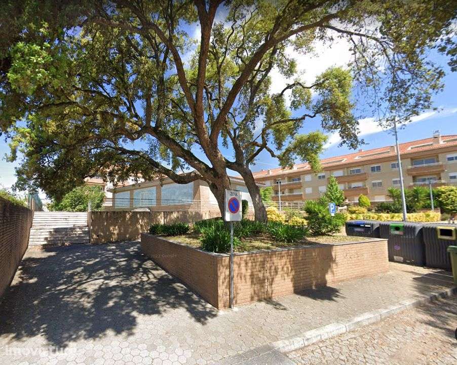 Loja independente, 524m2 em 2 pisos 262+262, Avintes. - Grande imagem: 3/4