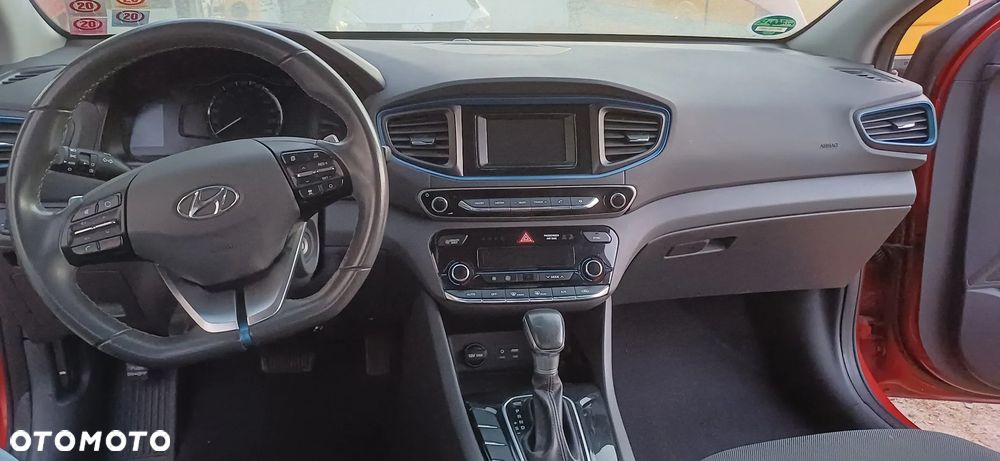 Hyundai IONIQ 1.6 GDI Trend - 14