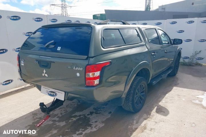 Dezmembrez Mitsubishi L200 5 [2015 - 2020] Pickup 2.4 D MT (154 hp) - 3