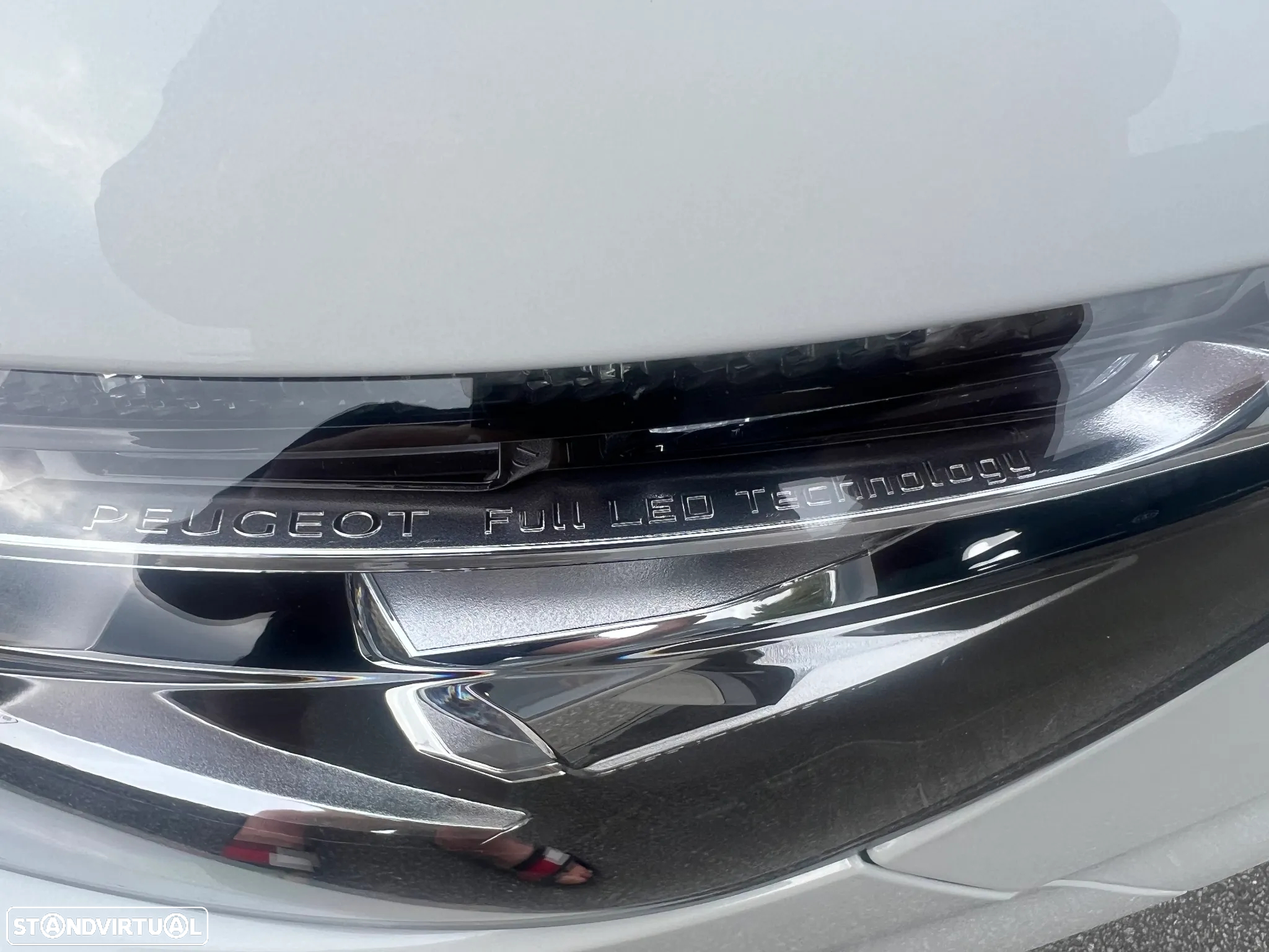 Peugeot 5008 1.5 BlueHDi GT Line J19 EAT8 - 35