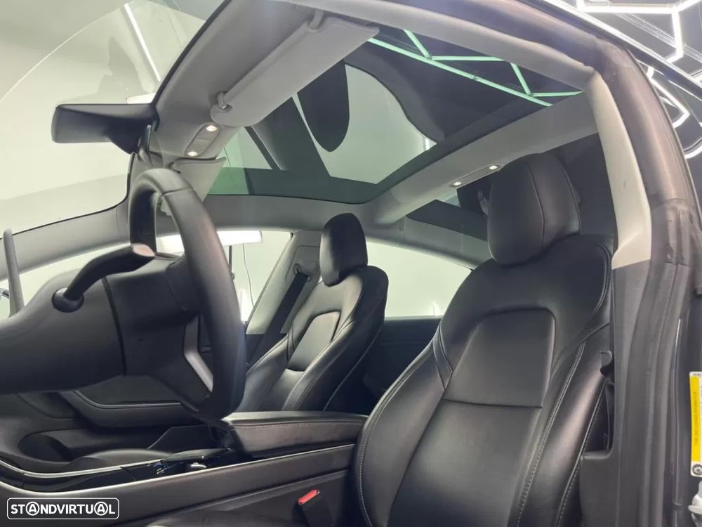 Tesla Model 3 Standard RWD Plus - 20