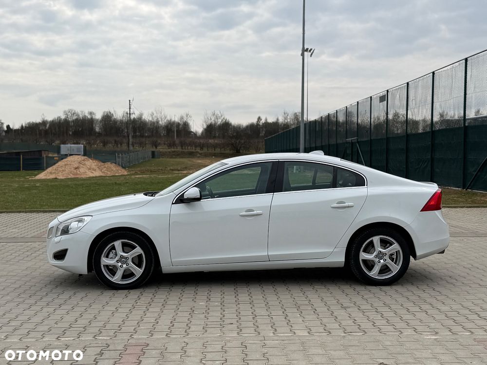 Volvo S60 DRIVe Momentum - 15