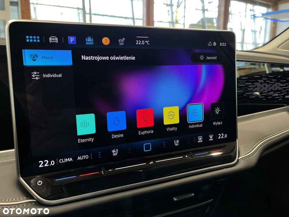 Volkswagen Passat Variant 2.0 TSI Business Plus DSG - 24