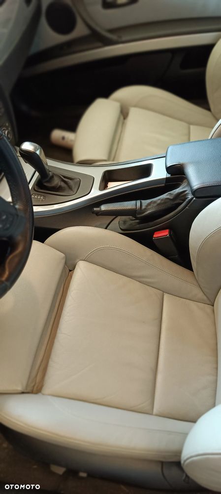 BMW Seria 3 335i M Sport Edition - 9