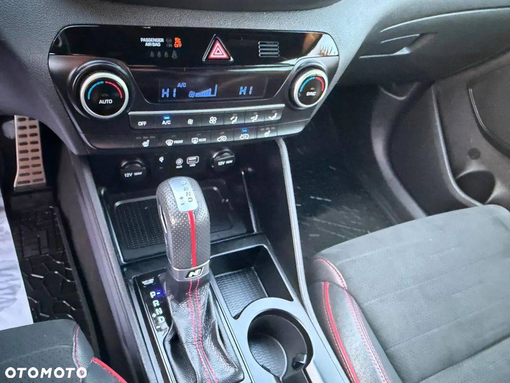 Hyundai Tucson 1.6 GDi 2WD DCT N Line - 25