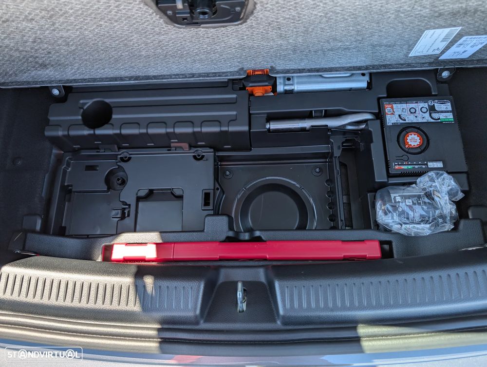 Mercedes-Benz A 250 e 8G-DCT Progressive - 21