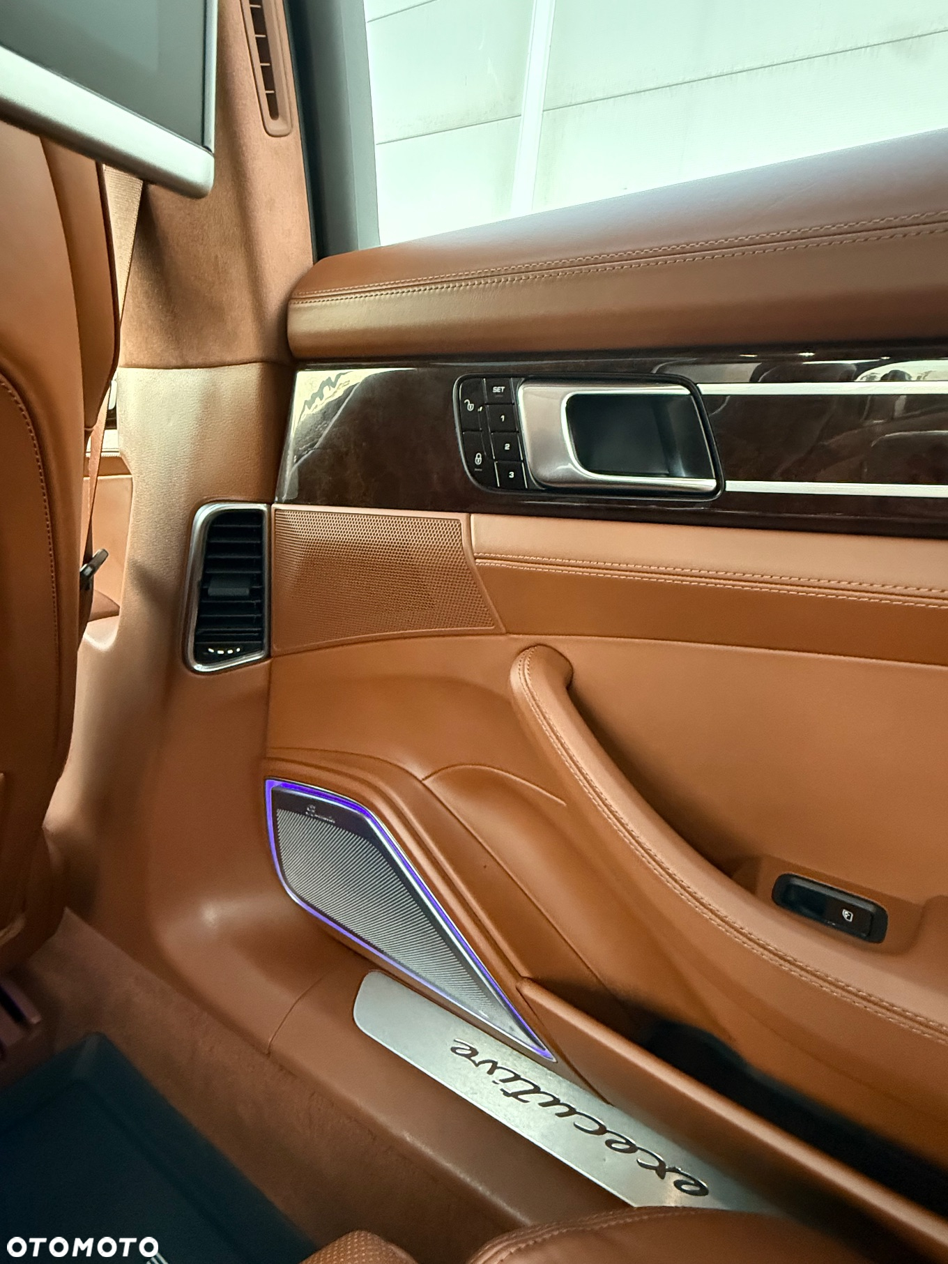 Porsche Panamera 4 E-Hybrid Executive - 18